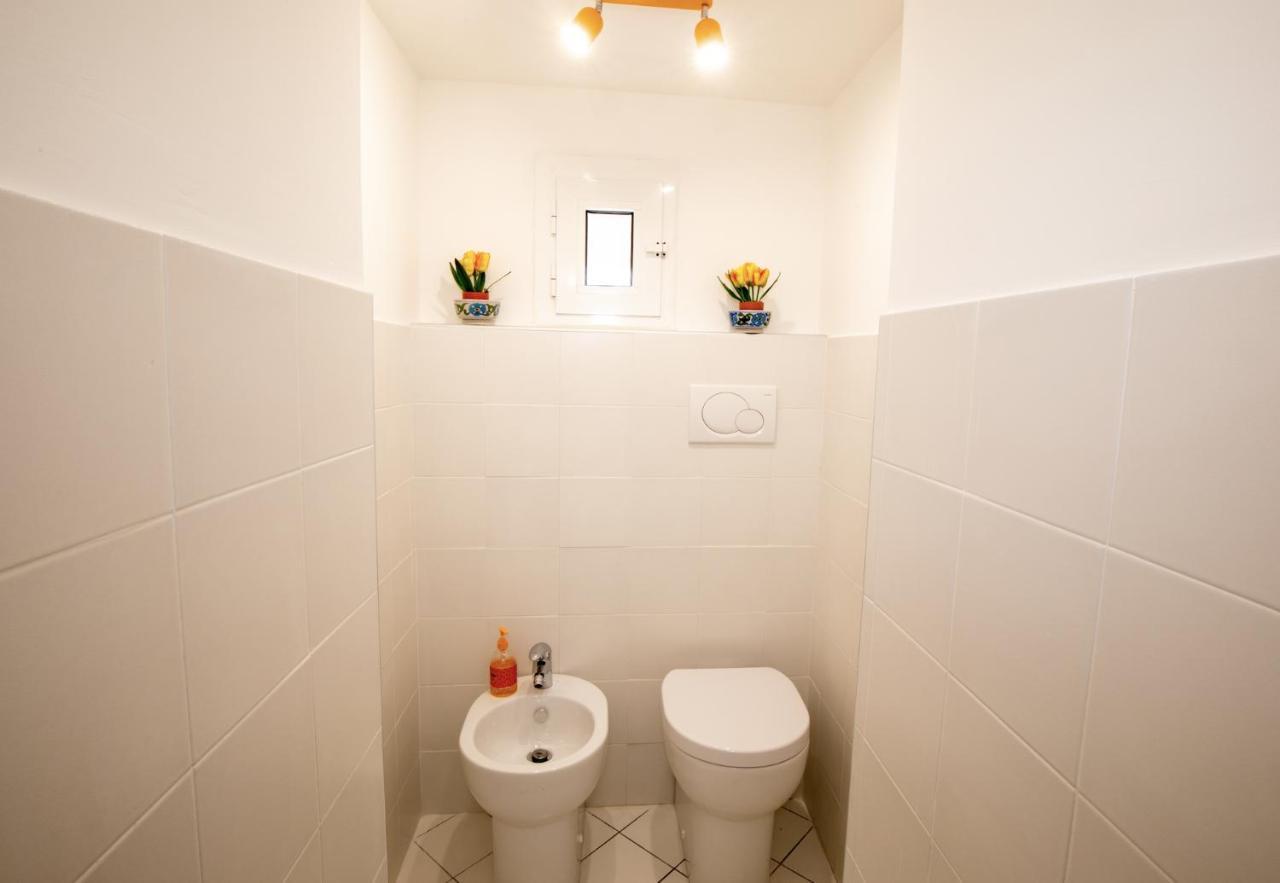 Via Manzoni Apartment Savona Exterior foto